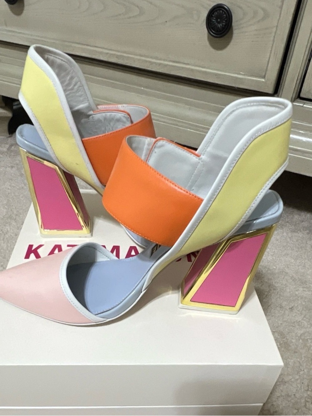 Color-Block Pointed Toe Block Heel Pumps by KatMac
